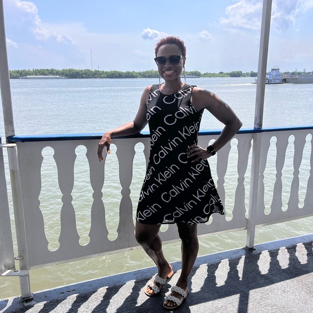 🥳 2 for $10 🥳 Calvin Klein black & white dressTHE MOST COMFORTABLE DRESS EVER!